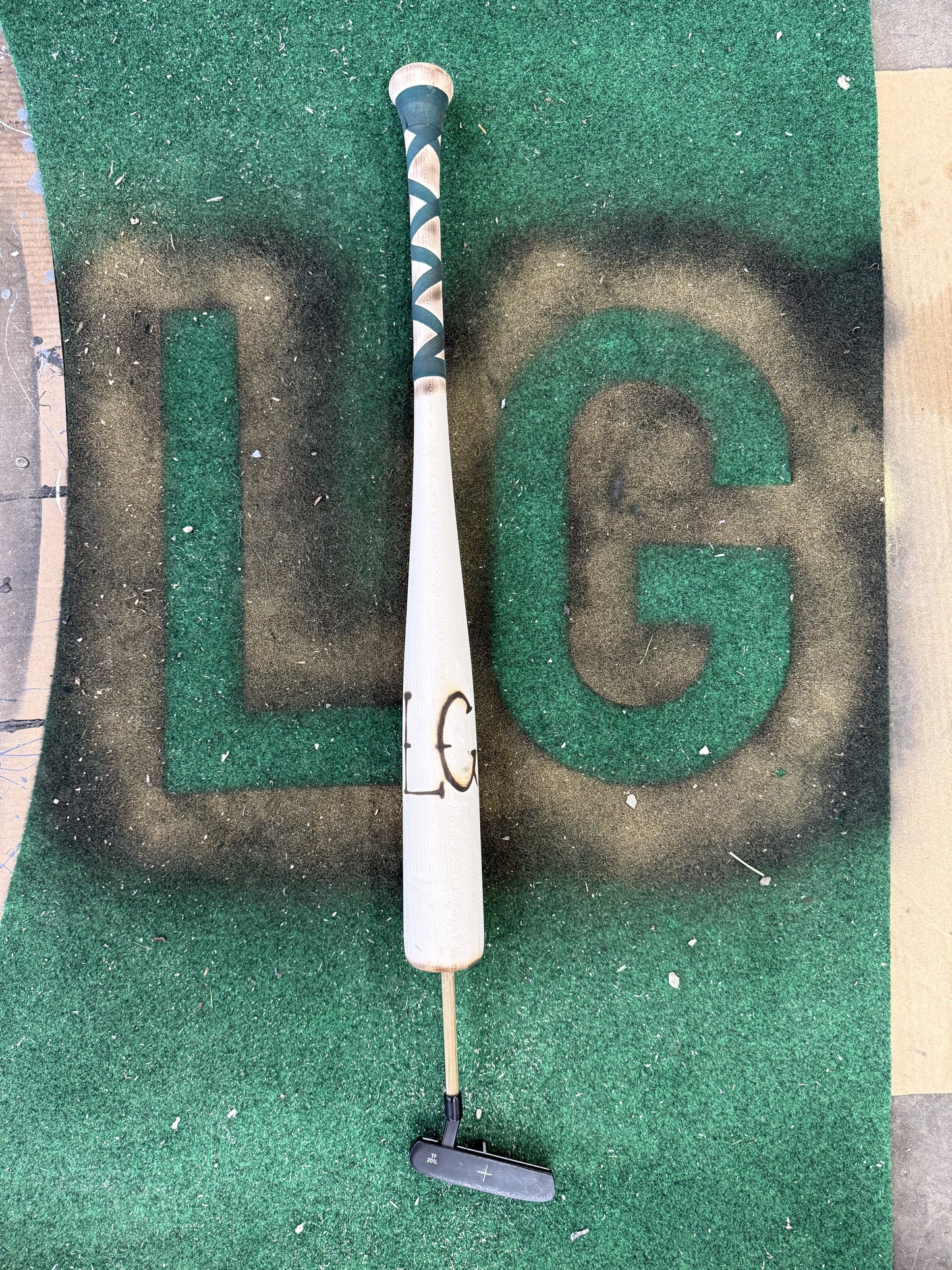 Custom Designed Bat Putter